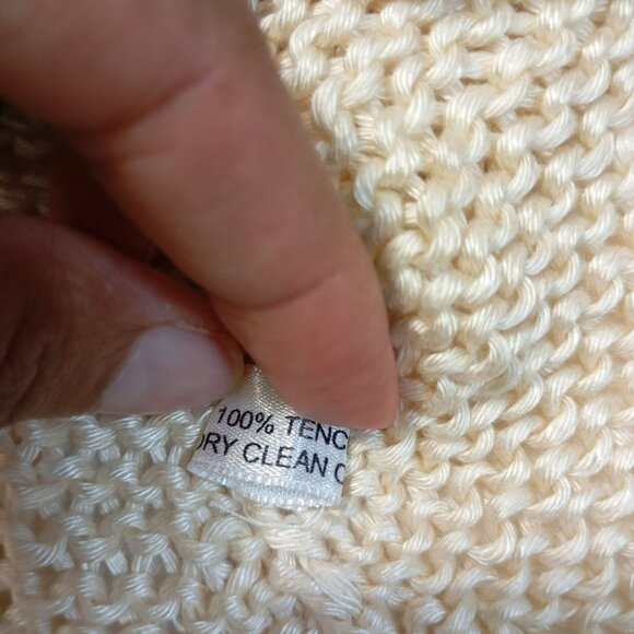 Rico Sweater With Scalloped Hem & Bell Sleeves S Handmade Crochet Knit Womens - Picture 8 of 11